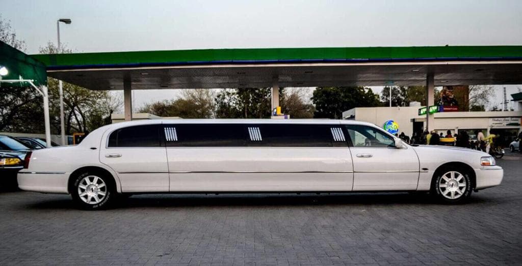 /images/limousine_white_new.jpeg